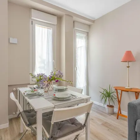 Bo13 -crescenzago- Bright - Wifi - Elegant Apartment